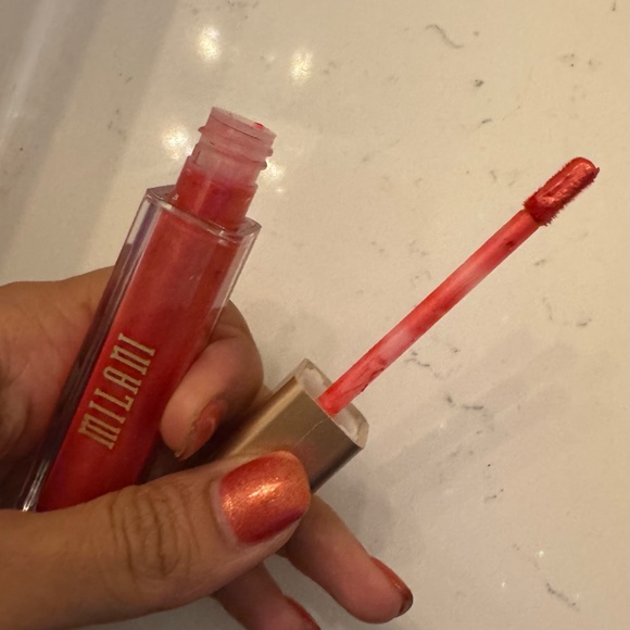 Milani "Matte About You" liquid lipstick - Picture 4 of 7